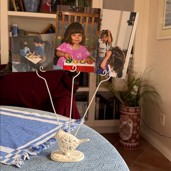 Decorative Cream Bird Photo Holder - Picture 3 of 3